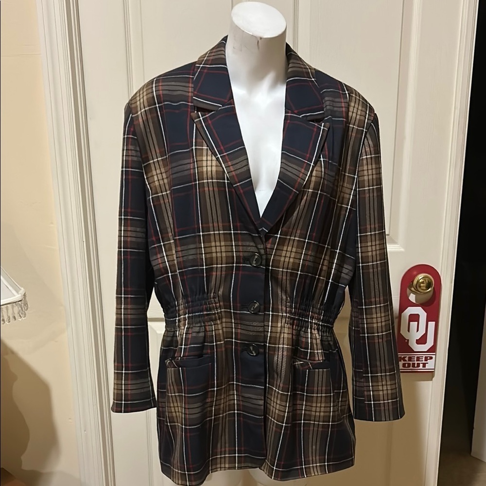 Steve Madden Gathered waist Plaid Women's Jacket. XL